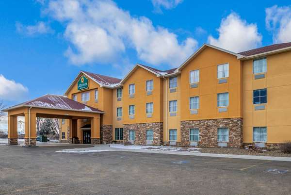 La Quinta Inn & Suites by Wyndham Glendive in Glendive, Montana, United States