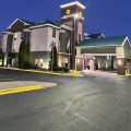 La Quinta Inn & Suites by Wyndham Louisville