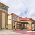 La Quinta Inn & Suites by Wyndham Oklahoma City -Yukon