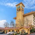 La Quinta Inn & Suites by Wyndham Seattle Sea-Tac Airport
