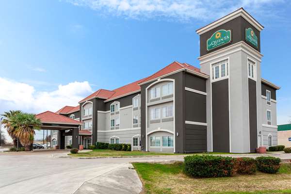 La Quinta Inn & Suites by Wyndham Seguin in Seguin, Texas, United States