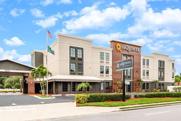 La Quinta Inn & Suites by Wyndham St. Petersburg Northeast in St. Petersburg, Florida, United States