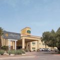 La Quinta Inn & Suites by Wyndham Tucson – Reid Park