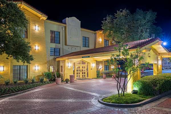 La Quinta Inn by Wyndham San Antonio I-35 N at Toepperwein in Universal City, Texas, United States