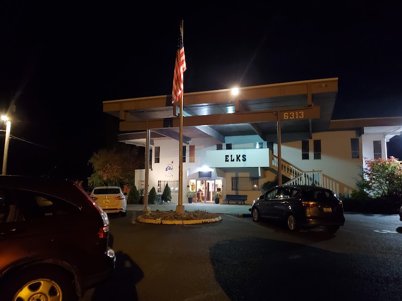 Lakewood Lodge in Lakewood, Washington, United States