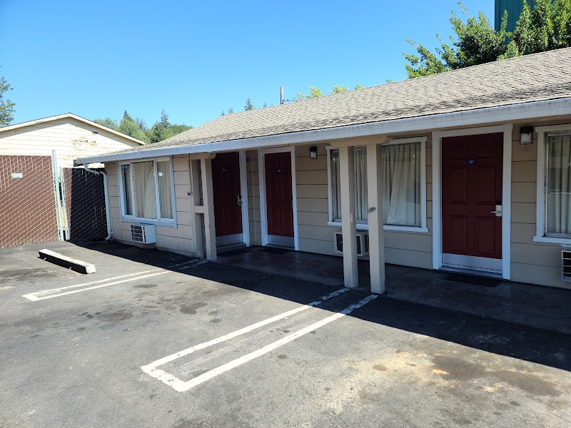 Lark Motel in Willits, California, United States