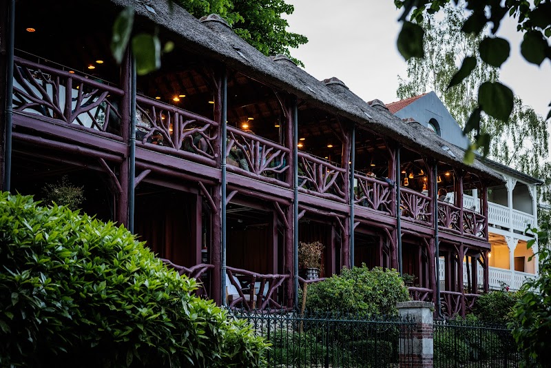 Les Etangs de Corot in Ville-d'Avray, France