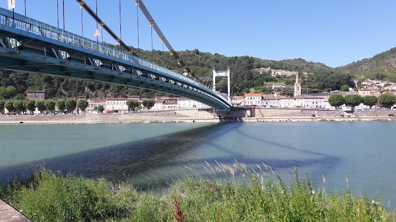 Les Sablons in Roussillon, France