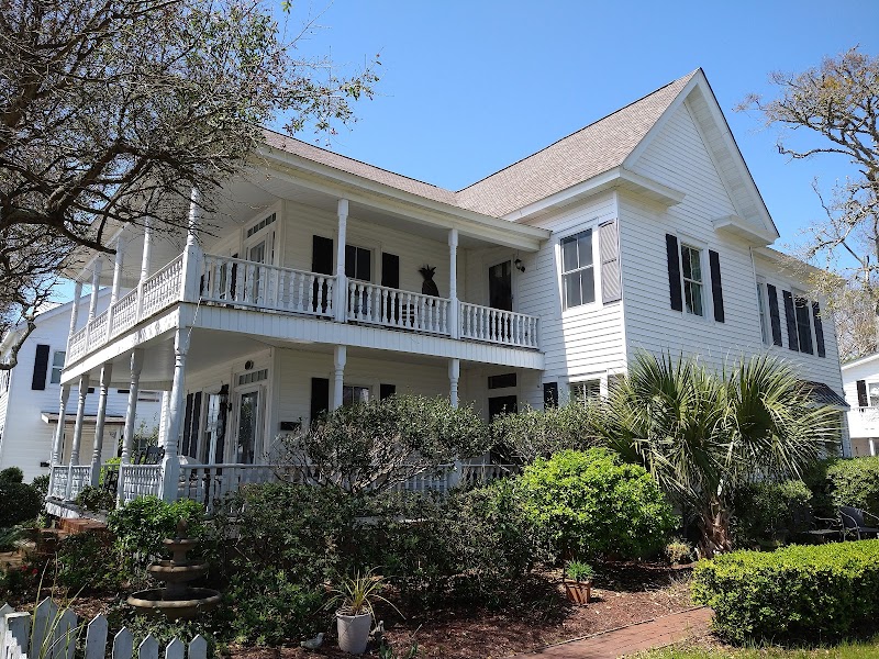 Lois Jane’s Riverview Inn in Southport, North Carolina, United States