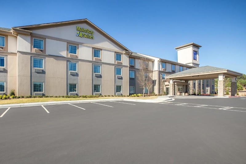 MainStay Suites Cartersville - Emerson Lake Point in Cartersville, Georgia, United States