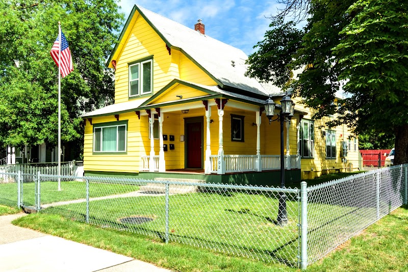Maple Leaf Manor Suites in Spokane, Washington, United States