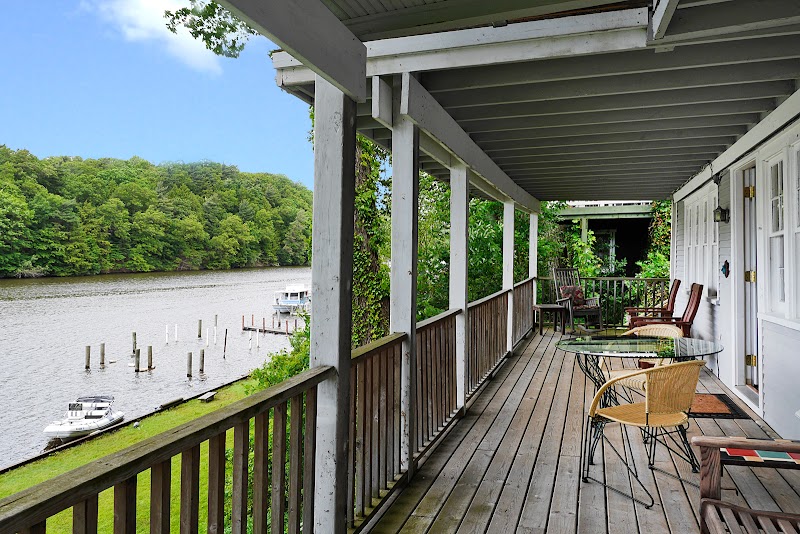 Marywood Manor in Saugatuck, MI, United States