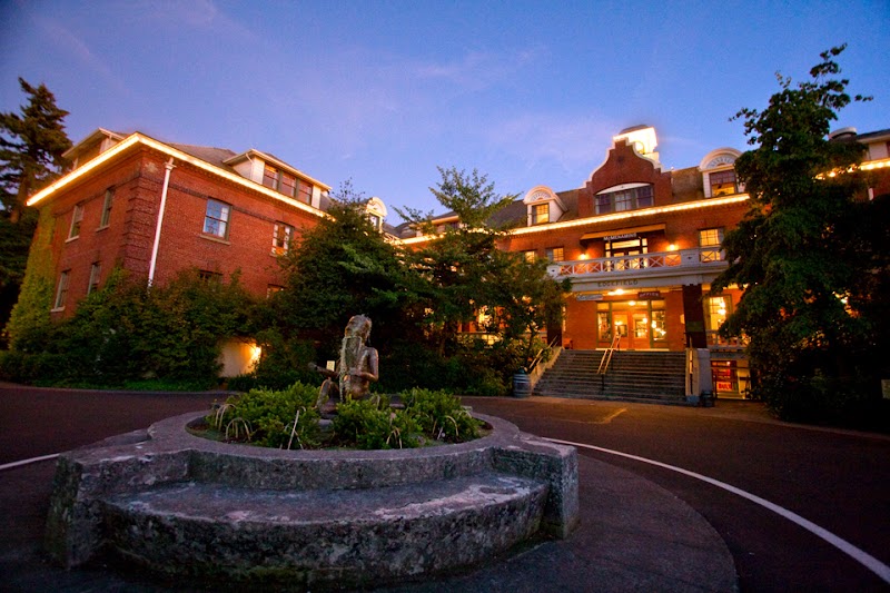 McMenamins Edgefield in Troutdale, Oregon, United States