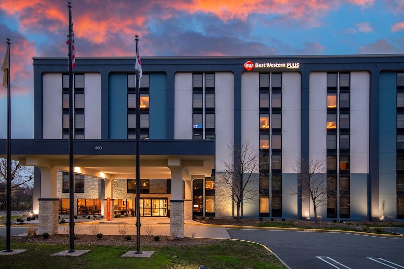 Meadowlands River Inn in Secaucus, New Jersey, United States