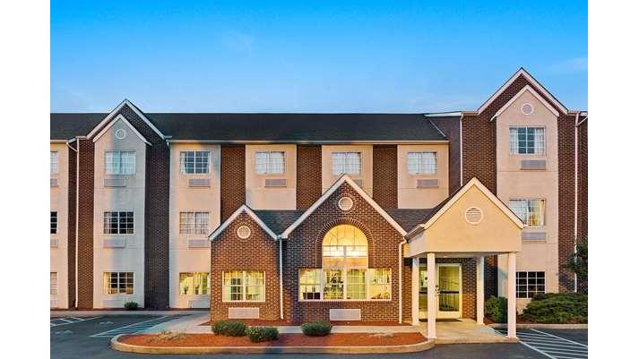 Microtel Inn & Suites by Wyndham Florence/Cincinnati Airport in Florence, Kentucky, United States