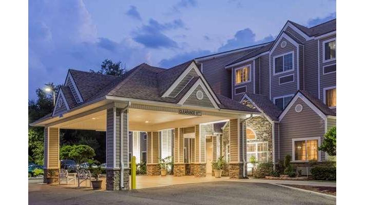 Microtel Inn & Suites by Wyndham Jacksonville Airport in Jacksonville, Florida, United States