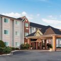 Microtel Inn & Suites by Wyndham Tifton