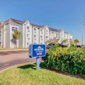 Microtel Inn & Suites by Wyndham Zephyrhills