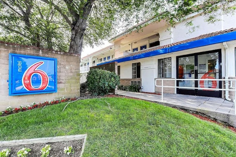 Motel 6 Pinole in El Sobrante, California, United States