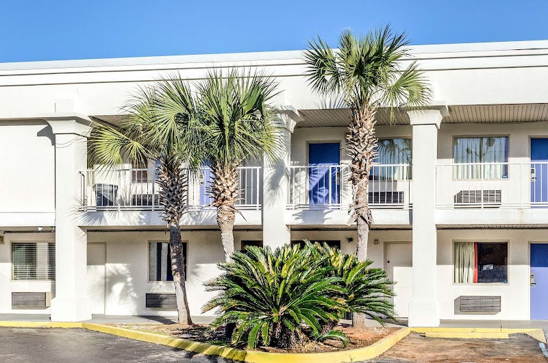 Motel 6 Saraland, AL in Saraland, Alabama, United States