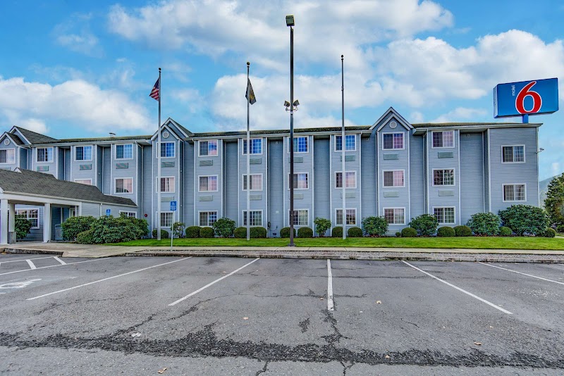 Motel 6 Sutherlin, OR in Sutherlin, Oregon, United States