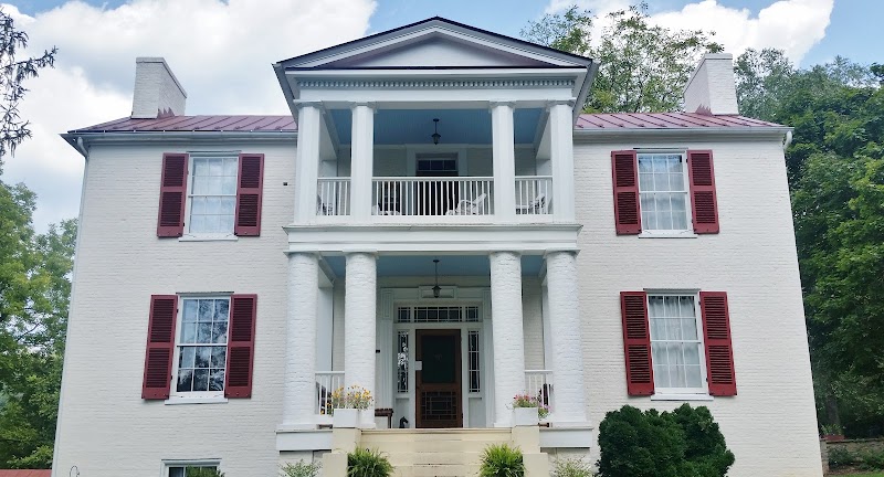 Mountain Home Bed & Breakfast in Front Royal, Virginia, United States