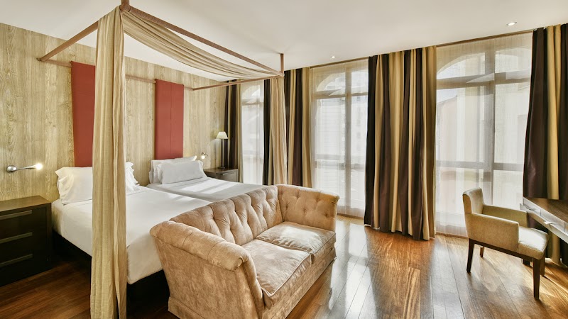 NH Collection Palacio de Burgos in Burgos, Spain