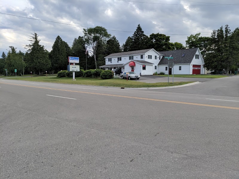 Northernaire Motel in St Ignace, MI, United States