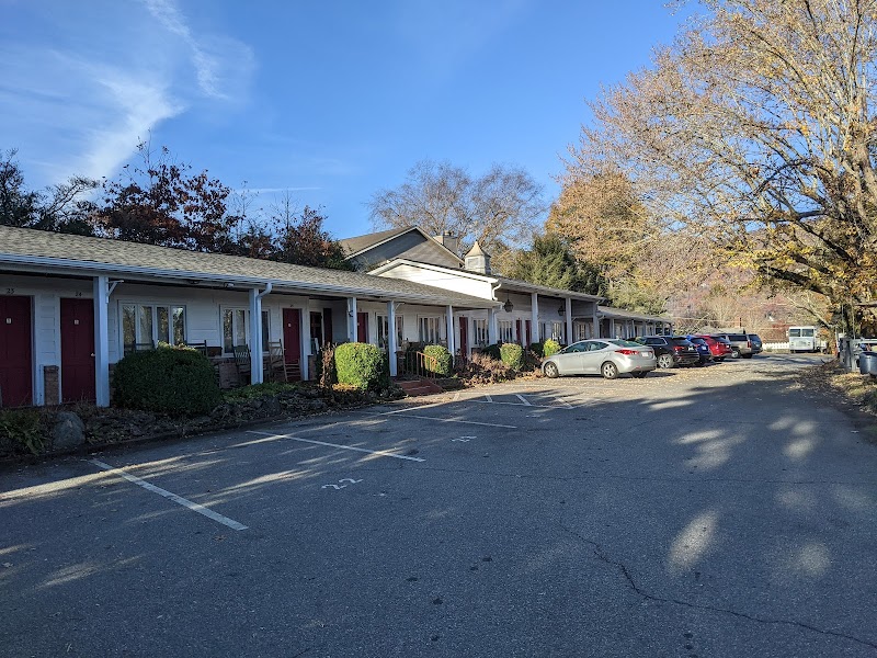 Oak Park Inn in Waynesville, North Carolina, United States