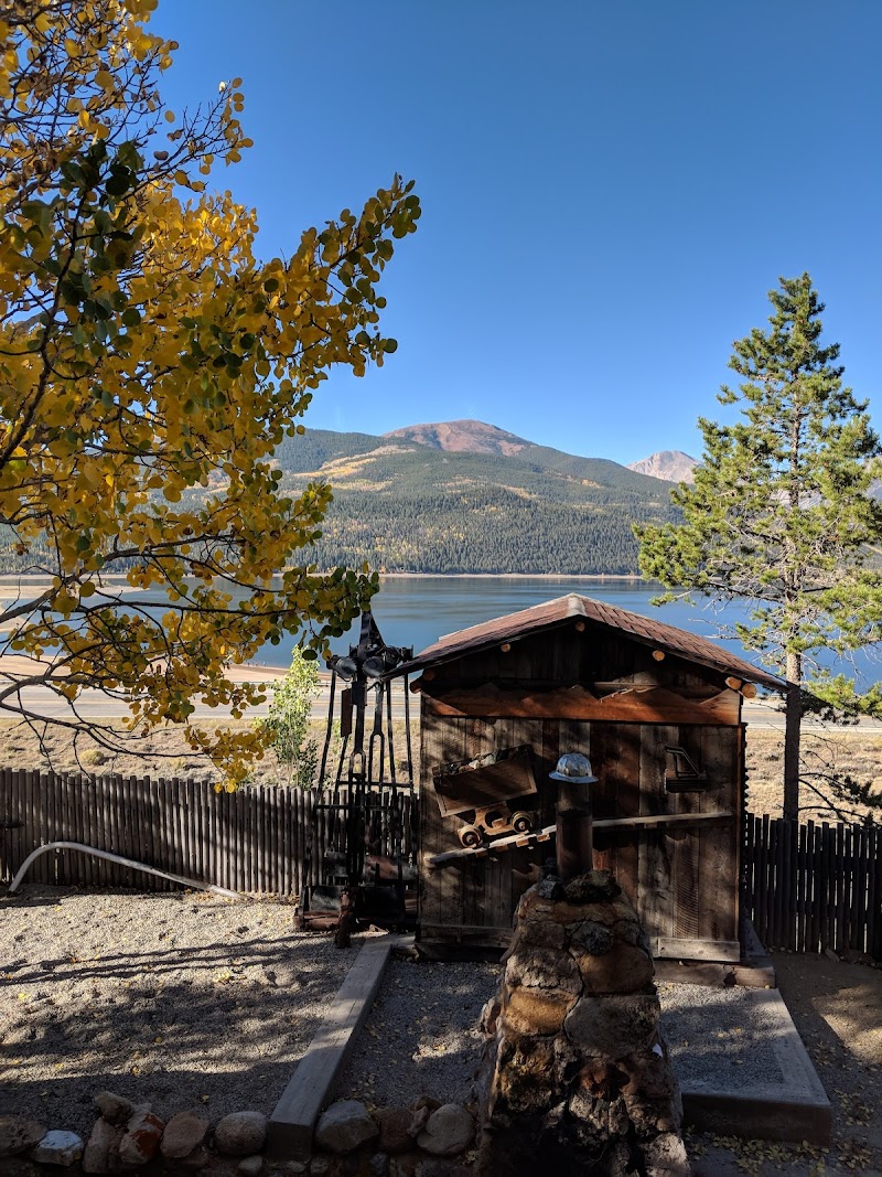 Ores and Mine Bed & Breakfast in Twin Lakes, Colorado, United States