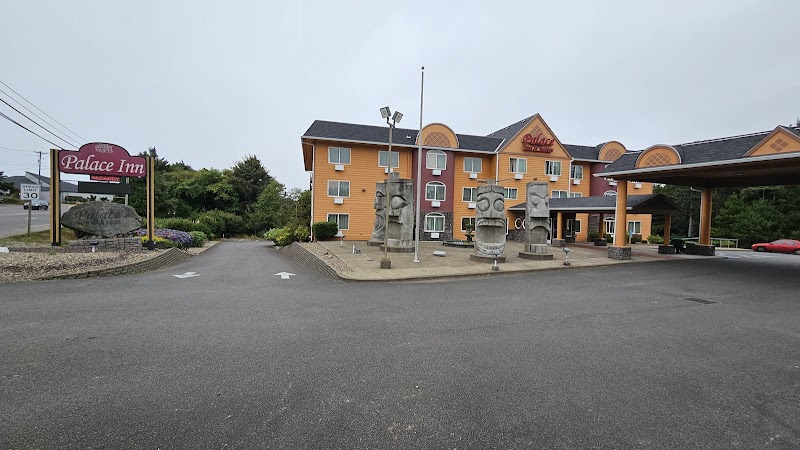 Palace Inn & Suites in Lincoln City, Oregon, United States