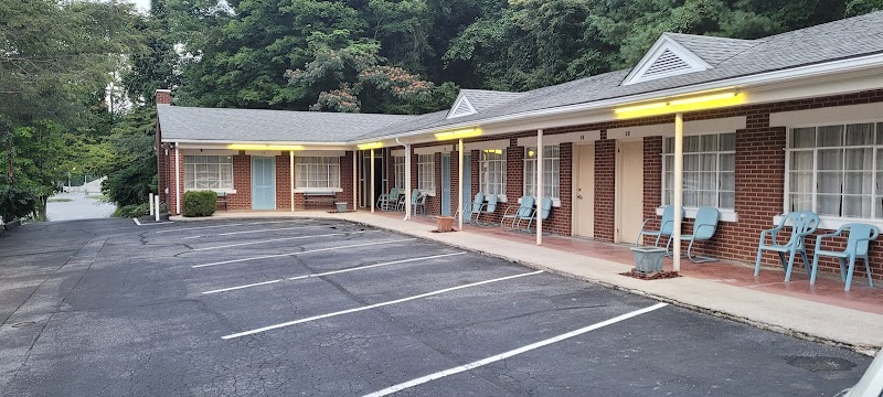 Parkway Inn in Waynesville, North Carolina, United States