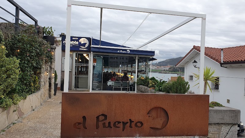 Pensión El Puerto in Castro-Urdiales, Spain