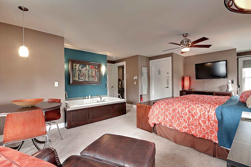 Prairieside Suites Luxury Bed & Breakfast in Grandville, Michigan, United States