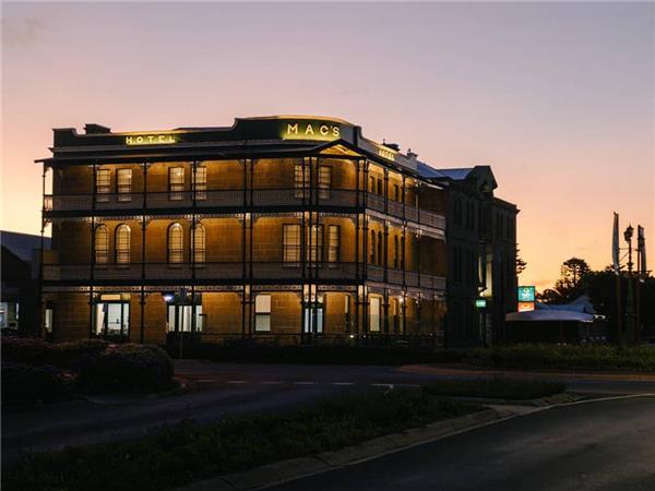 Quality Hotel Bentinck in Portland, Australia