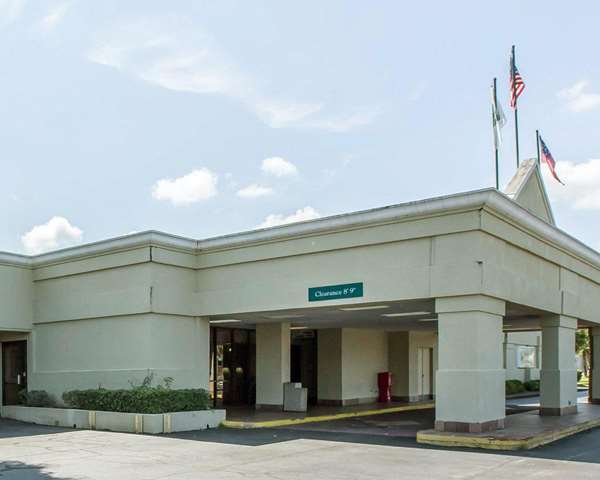 Quality Inn & Suites in Waycross, Georgia, United States