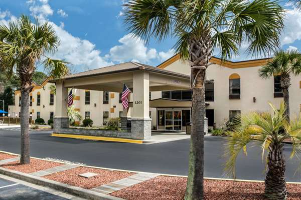 Quality Inn Surfside Myrtle Beach in Surfside Beach, South Carolina, United States