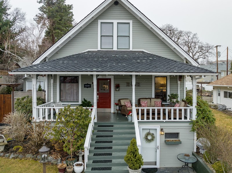 R&R Guesthouse in The Dalles, Oregon, United States