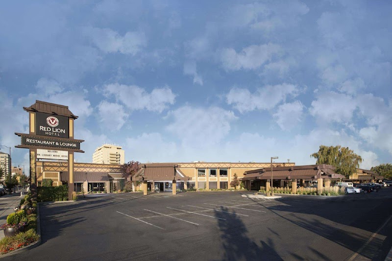 Red Lion Hotel Yakima Center in Yakima, Washington, United States