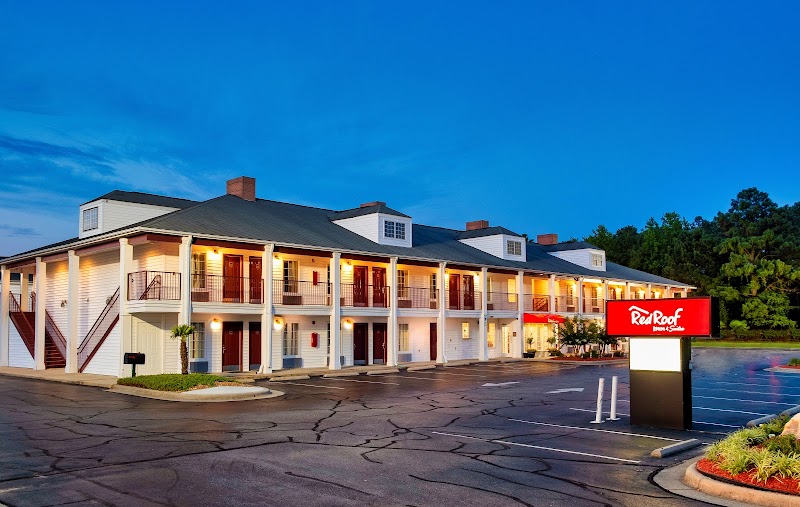 Red Roof Inn & Suites Wilson in Wilson, North Carolina, United States