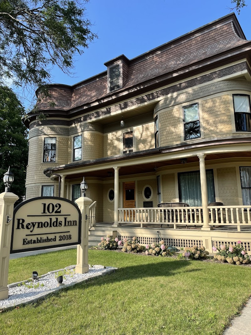 Reynolds House Bed and Breakfast in Sturgeon Bay, Wisconsin, United States