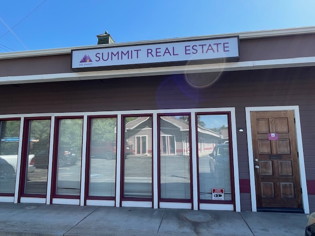 Riverfront Property in Oakhurst, California, United States