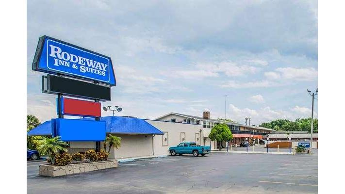 Rodeway Inn & Suites Winter Haven Chain of Lakes in Winter Haven, Florida, United States