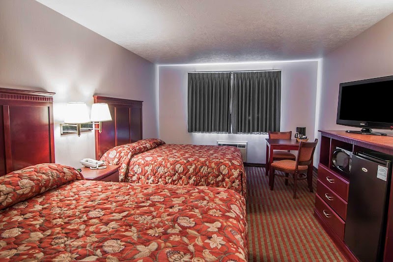 Rodeway Inn & Suites in Stayton, Oregon, United States