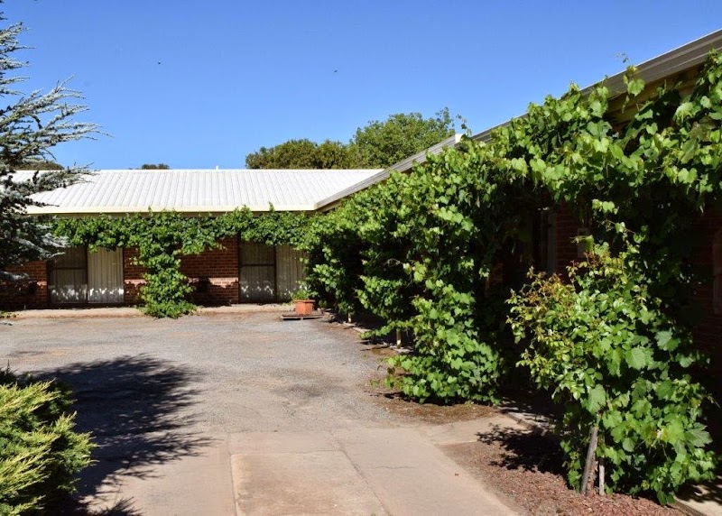 Roundhouse Motel in Peterborough, Australia