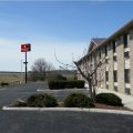 Royalton Inn & Suites