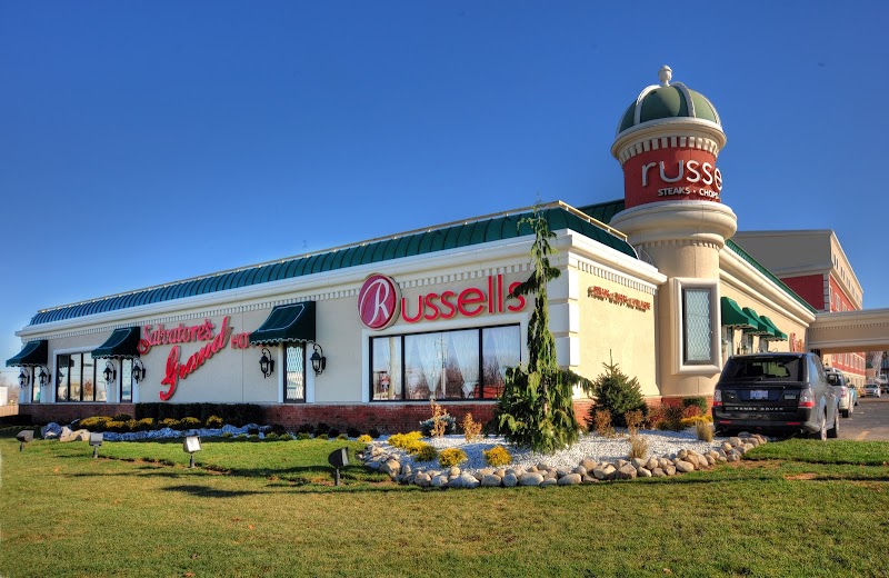 Salvatores Grand Hotel in Williamsville, New York, United States