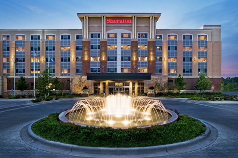 Sheraton St. Paul Woodbury Hotel in Woodbury, Minnesota, United States
