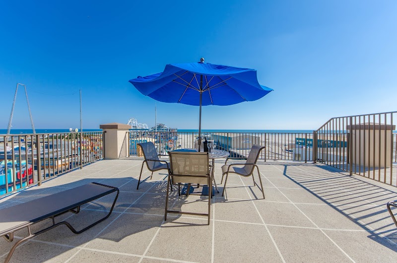 Shore Plaza Beach Resort in Wildwood, New Jersey, United States