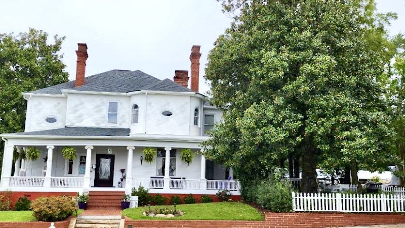 Simmons-Bond Inn in Toccoa, Georgia, United States